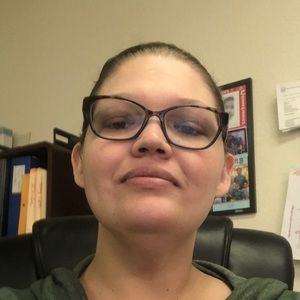 Meet your Posher, Melisa